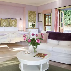 The Spotted Chook And Amelie's Petite Maison 4*, Montville Australia